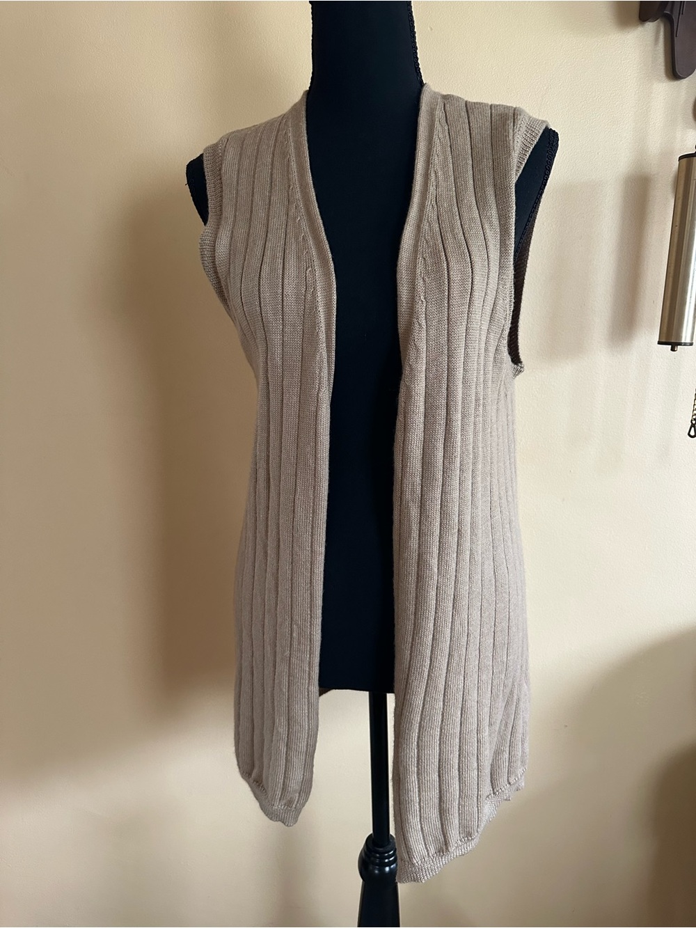 Talbots Tan Open Front Sleeveless Cardigan 100% Merino Wool Women's Medium